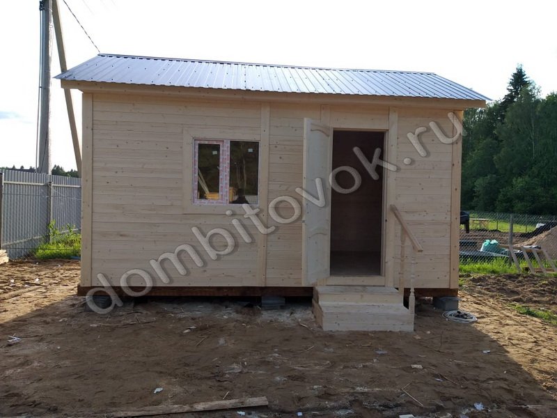 Мини домик с душем и туалетом фото