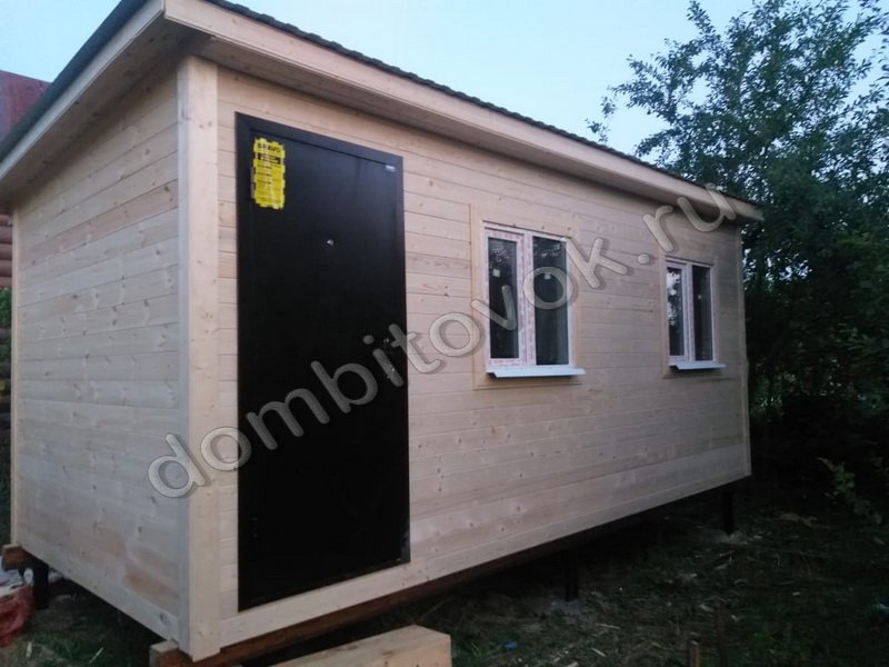 №29 Бытовка двухсекционная с небольшим тамбуром