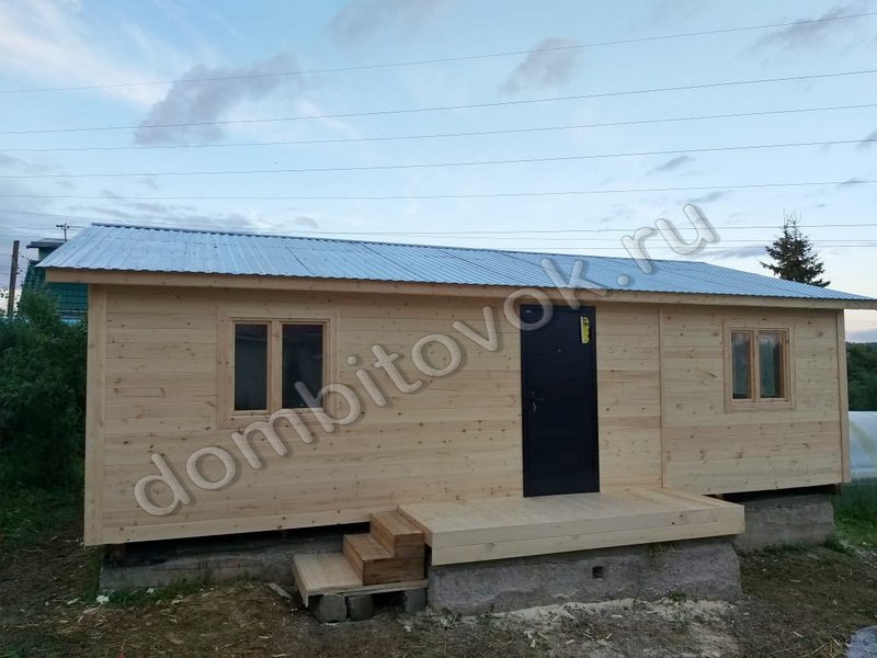Садовый одноэтажный домик с тамбуром и двумя спальнями фото