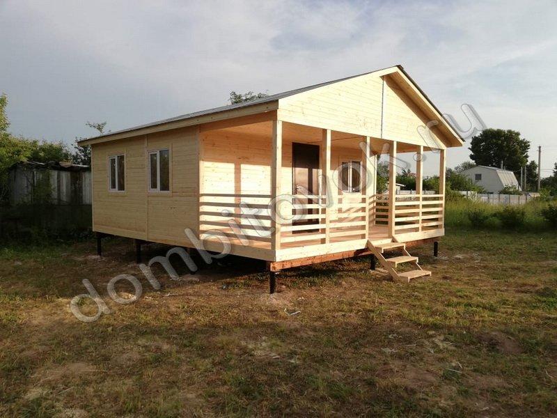 Дачный домик с верандой фото