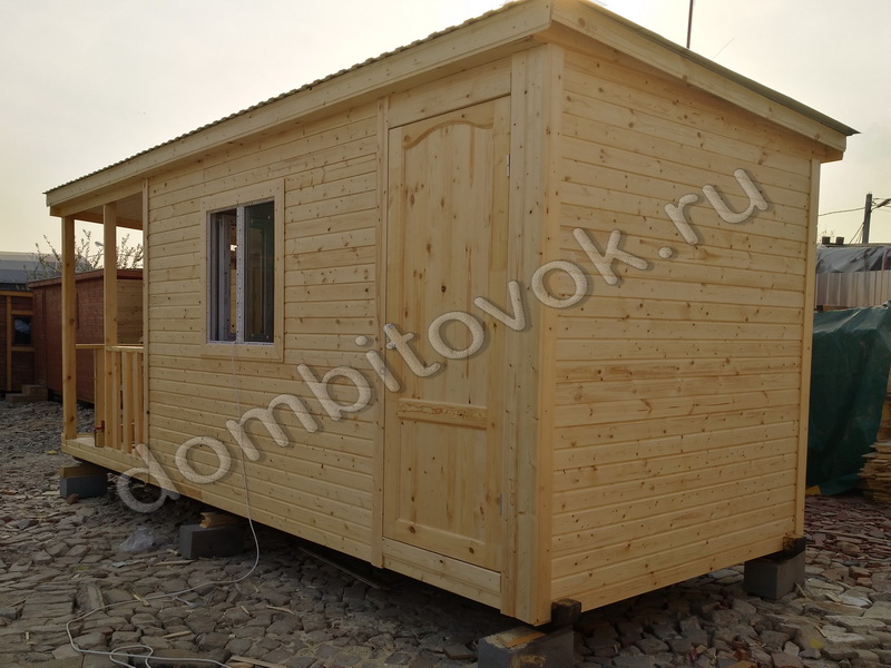 Фото хозблока для дачи с верандой
