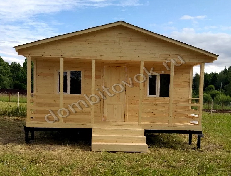 дачный домик с верандой