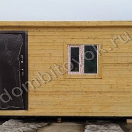 Бытовка для проживания с железной дверью