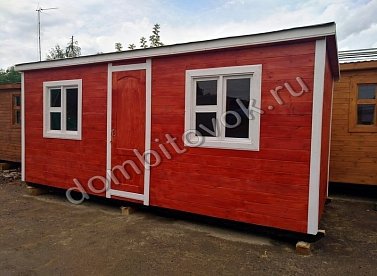 Чем дешевая бытовка для дачи отличается от обычной