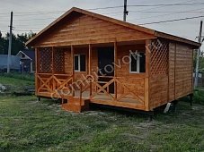 Дачный домик с открытой верандой фото