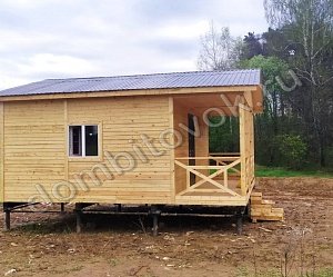№17 Двухкомнатный садовый домик с террасой, ширина 4 метра 