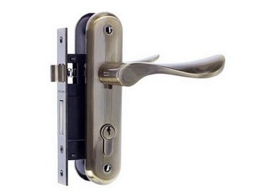 №21 Врезной замок на деревянную дверь