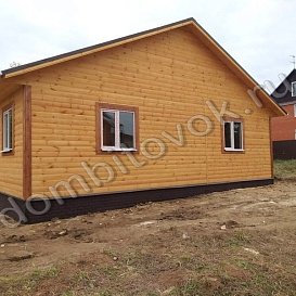 Дом с тамбуром и тремя комнатами