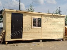 Фото хозблока с металлической дверью