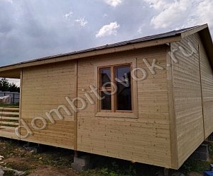 №13 Дачный дом с террасой, санузлом и тремя комнатами