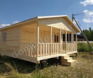 №11 Дачный домик с террасой и двумя комнатами