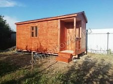 Бытовка с крыльцом и помещением для инвентаря фото