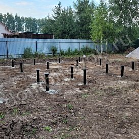 Готовое свайное поле под будущий каркасный дом