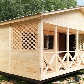 Дачный домик в верандой 2