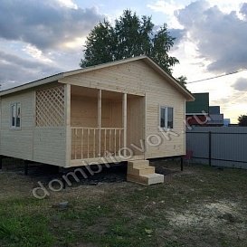 Фото дачного домика с верандой и двумя комнатами, размер 6х5м