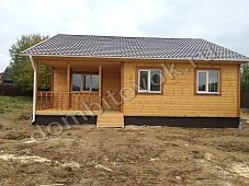 Домик садовый с террасой, прихожей и двумя спальнями фото