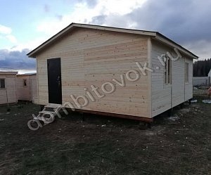 №12 Дом с тамбуром и тремя комнатами