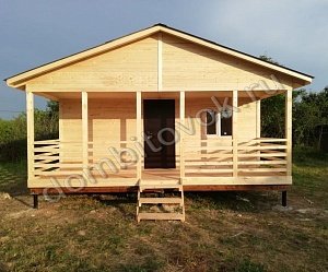 №11 Дачный домик с террасой и двумя комнатами