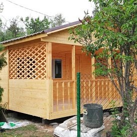 Дачный домик с верандой 2