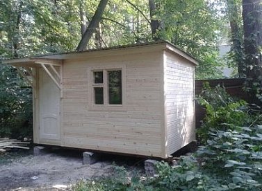 №34 Козырёк над входной дверью